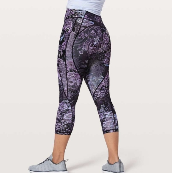 Lululemon Time To Sweat Crop 23" - Picture 2 of 6